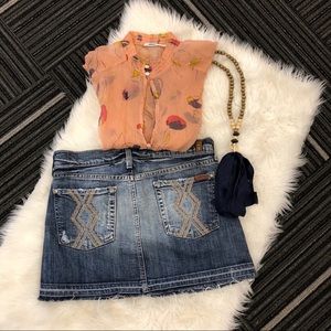 7FAM size 28 Denim mini skirt with frayed hem